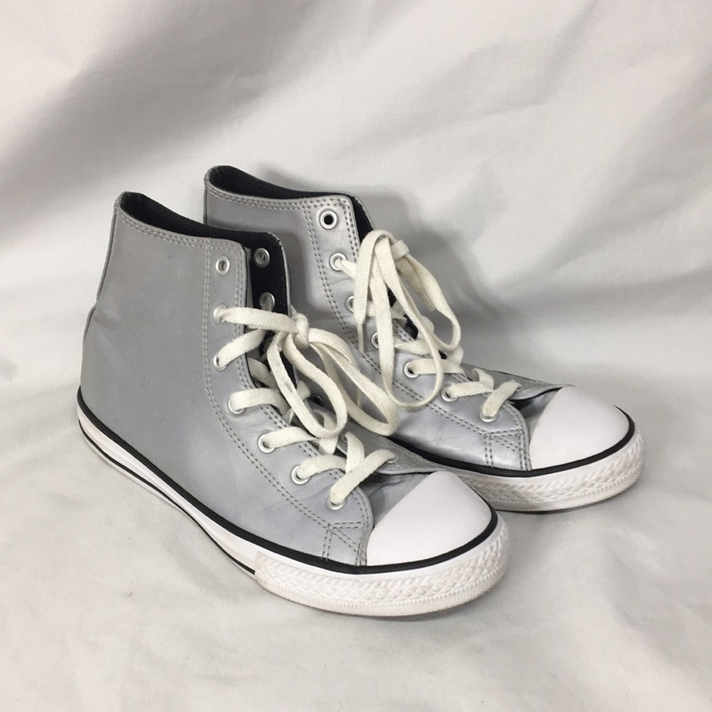 Converse Junior Chuck Taylor Matte Metallic High Tops Size 5 GREAT Condition